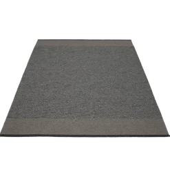 Pappelina Edit rug, 140 x 200 cm, black
