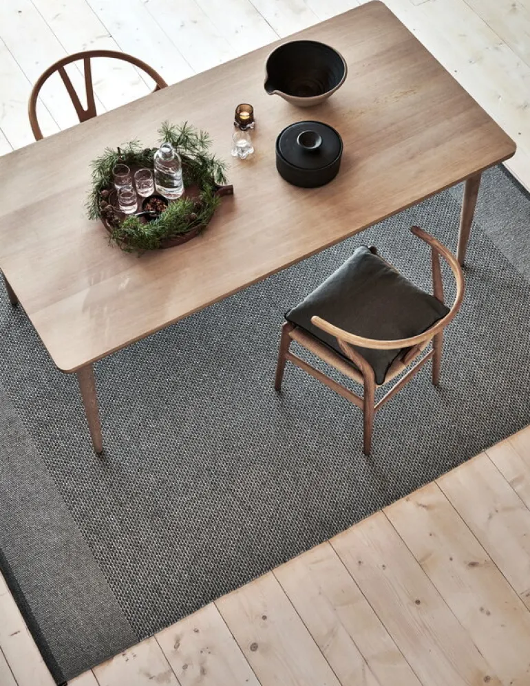 Pappelina Edit rug, 140 x 200 cm, black