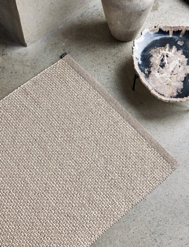 Pappelina Effi rug 85 x 160 cm, mud - beige - vanilla