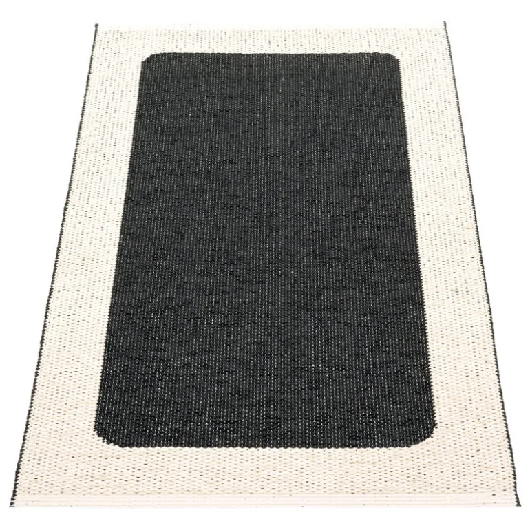 Pappelina Ilda rug, 70 x 120 cm, black - vanilla