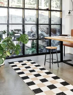 Pappelina Pix rug, 70 x 160 cm, black - vanilla - beige