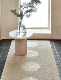 Pappelina Vera 2.0 rug, 70 x 200 cm, linen - stone metallic