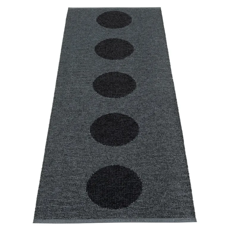 Pappelina Vera 2.0 rug, 70 x 200 cm, black - black metallic
