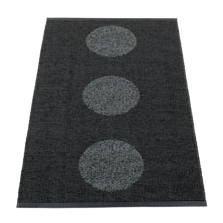 Pappelina Vera 2.0 rug, 70 x 120 cm, black - black metallic