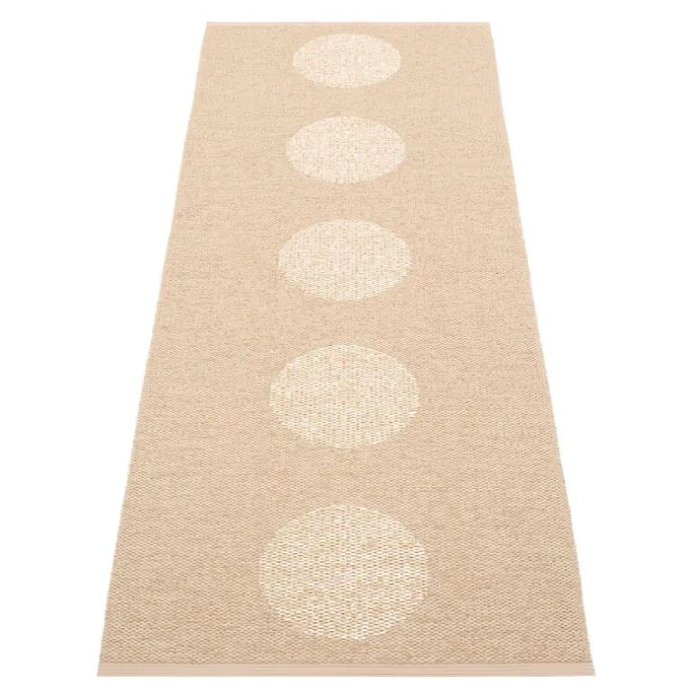 Pappelina Vera 2.0 rug, 70 x 200 cm, beige - beige metallic
