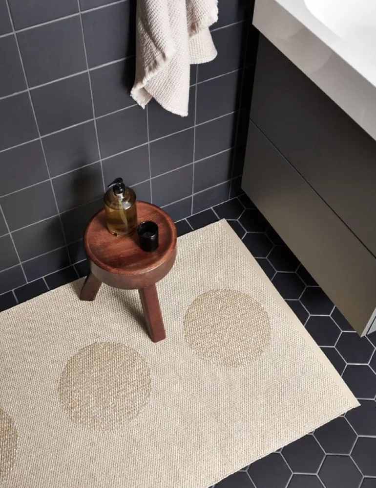 Pappelina Vera 2.0 rug, 70 x 200 cm, beige - beige metallic