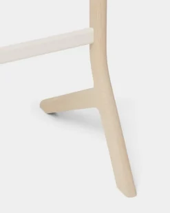 Pedestal Hopper TV stand, light oak