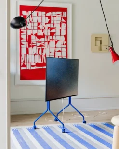 Pedestal Moon Rollin' TV stand, ultra marine