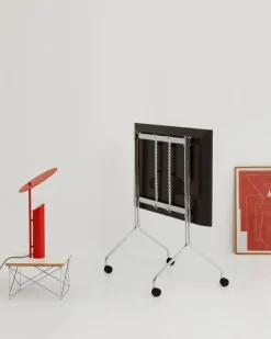 Pedestal Moon Rollin' TV stand, chrome