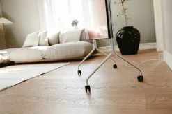 Pedestal Moon Rollin' TV stand, chrome