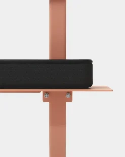 Pedestal Plate shelf, dusty rose