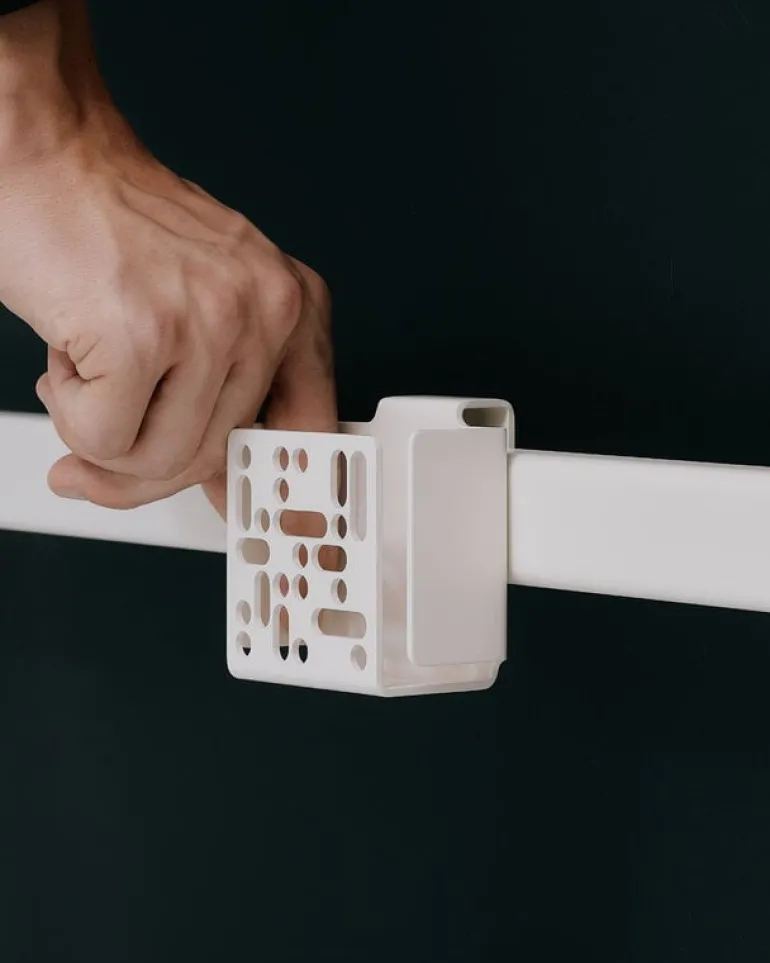 Pedestal Remote box mount, pearl