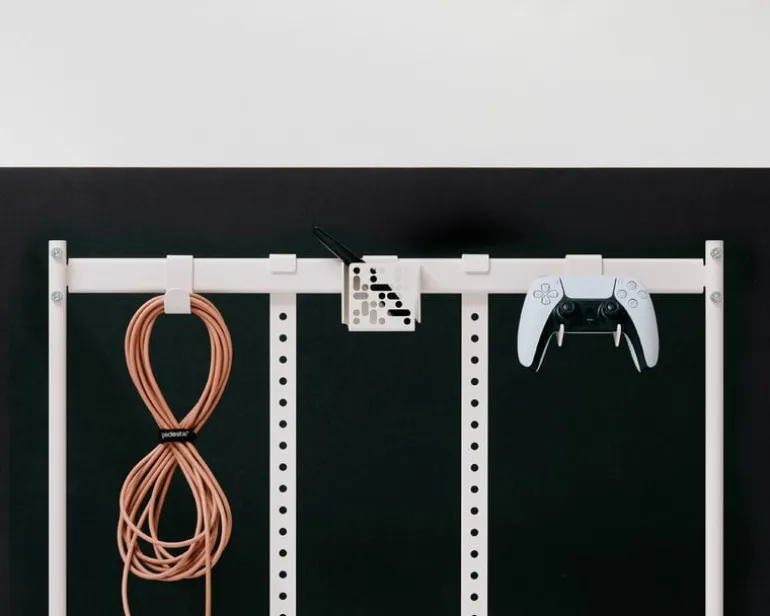 Pedestal Remote box mount, charcoal