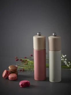 Peugeot Boreal pepper mill, 21 cm, hazel