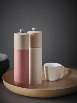 Peugeot Boreal pepper mill, 21 cm, hazel