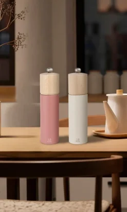 Peugeot Boreal pepper mill, 21 cm, hazel