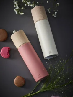 Peugeot Boreal pepper mill, 21 cm, hazel