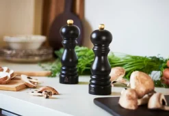 Peugeot Paris U'Select pepper mill, 18 cm, choco