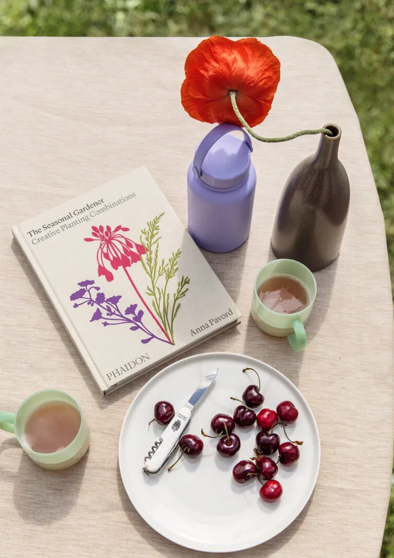 Phaidon The Seasonal Gardener: Creative Planting Combinations