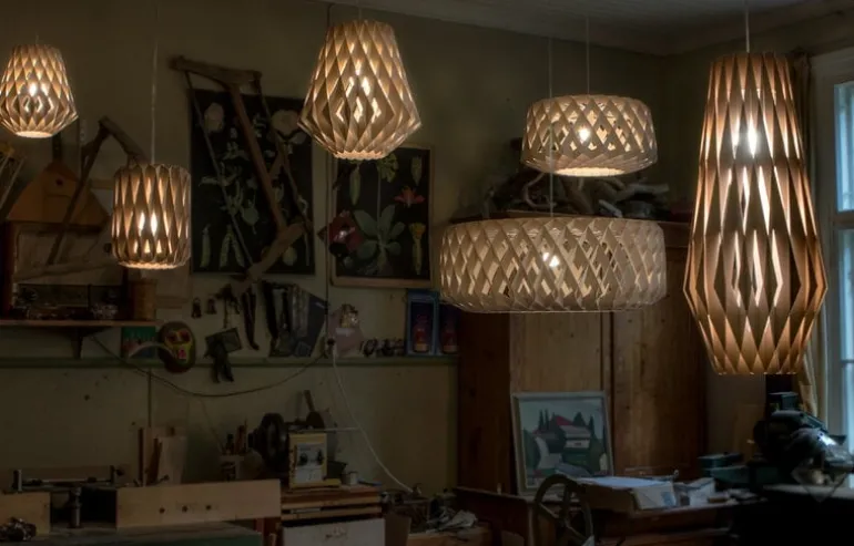 Pilke Lights Pilke Signature 18 pendant, birch