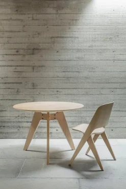 Poiat Lavitta table, round, 100 cm, oak