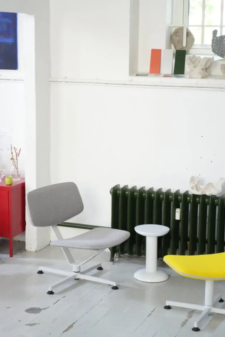 Raawii Arba lounge chair, light grey - Re-wool grey