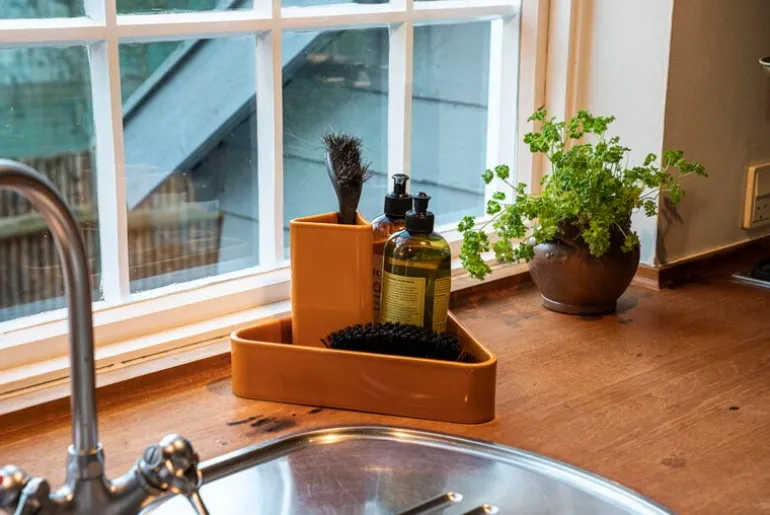 Raawii Canvas centrepiece, umami yellow