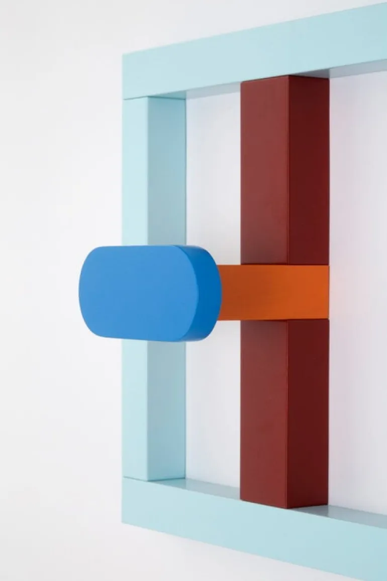 Raawii Hook 1, small, light green - red brown