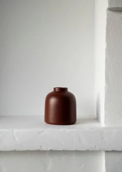 Raawii Omar vase, tawny