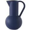 Raawii Strøm pitcher, blue