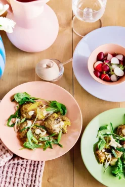 Raawii Strøm pitcher, coral blush