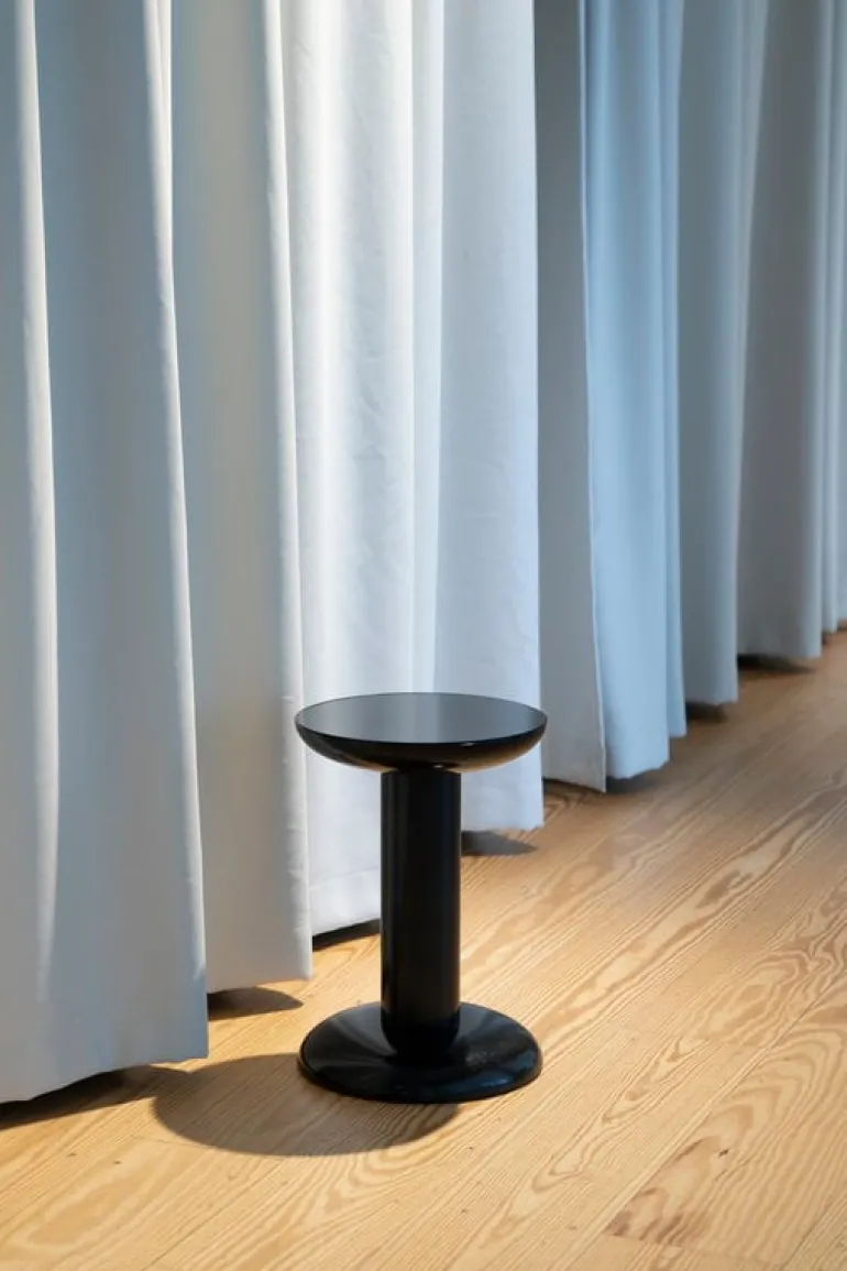 Raawii Thing stool, black