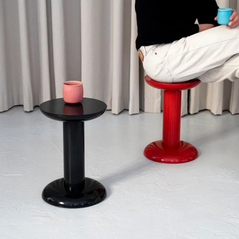 Raawii Thing stool, carmine red