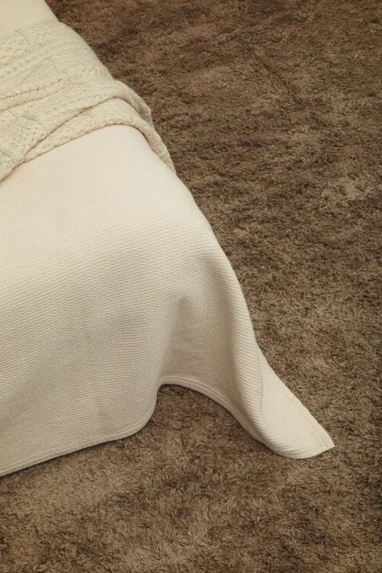 Roots Living Polku bedspread, 190 x 260 cm, ecru