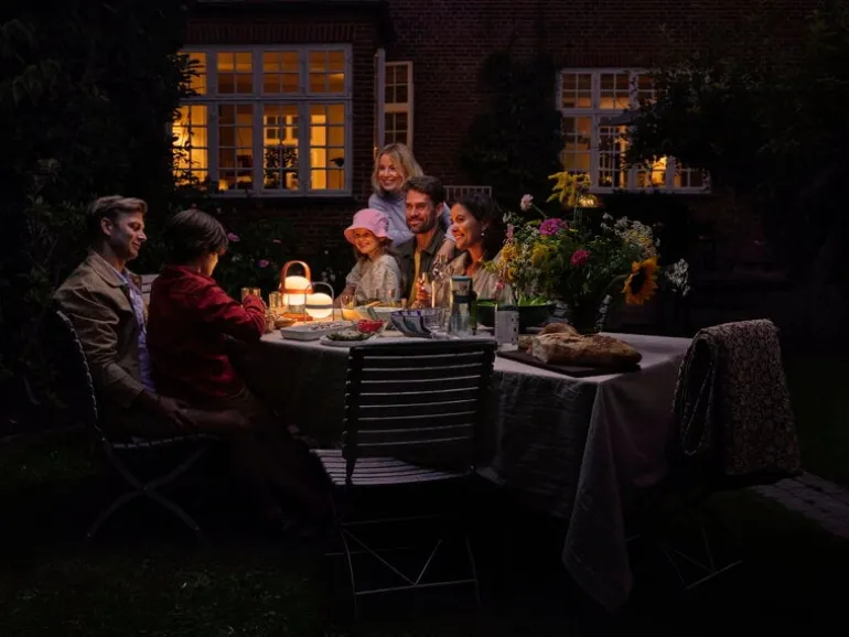 Rosendahl Soft Spot Solar Circular portable table lamp, 25 cm, terracotta