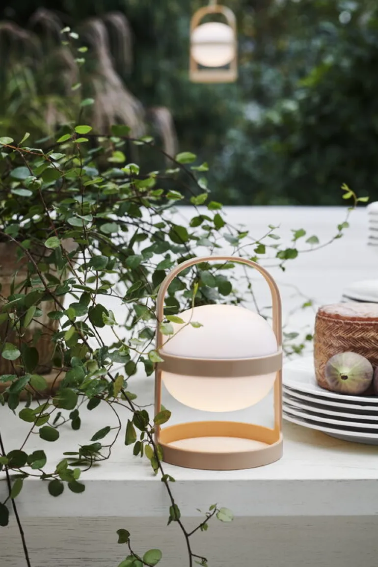 Rosendahl Soft Spot Solar Circular portable table lamp 18,5 cm, wheat