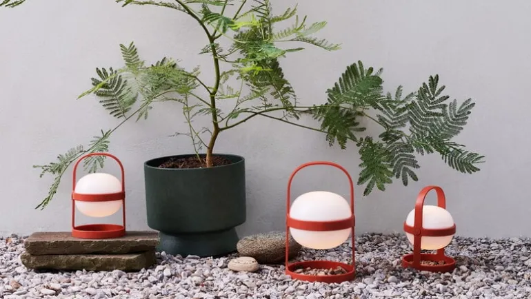 Rosendahl Soft Spot Solar Circular portable table lamp 18,5 cm, terracotta