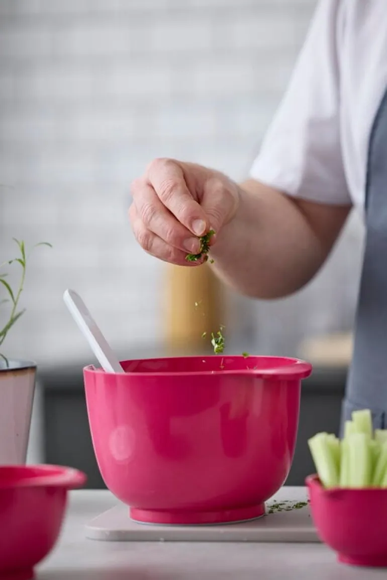 Rosti Margrethe mixing bowl 3 L, beetroot