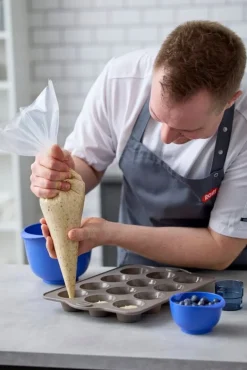 Rosti Margrethe mixing bowl 3 L, electric blue