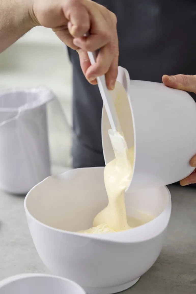 Rosti Margrethe mixing bowl, 1.5 L, white