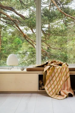 Røros Tweed Bislett throw 200 x 135 cm, peach - pistachio