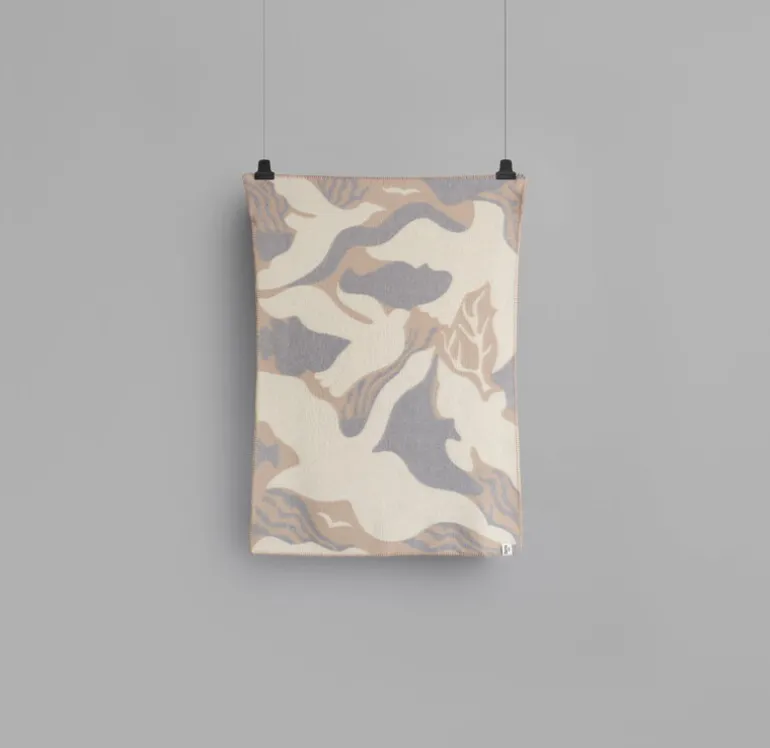 Røros Tweed Fugl og fisk throw, 100 x 135 cm, grey - beige