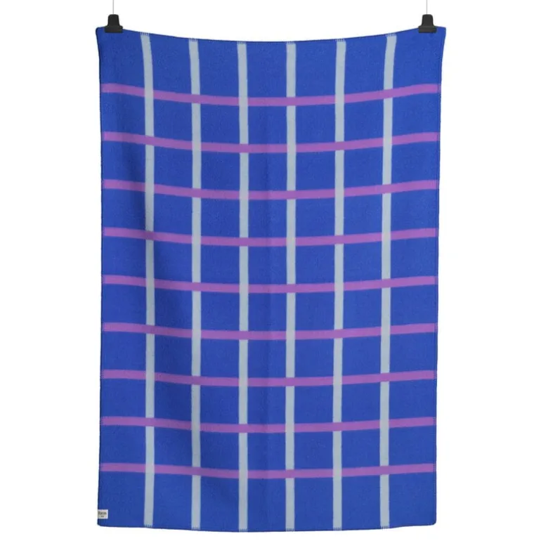 Røros Tweed Knut throw, 135 x 200 cm, cobalt blue