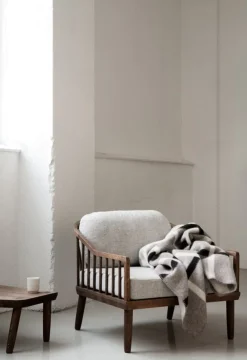 Røros Tweed Knut throw, 135 x 200 cm, dove grey