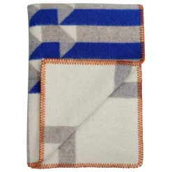 Røros Tweed Kvam throw, 135 x 200 cm, blue