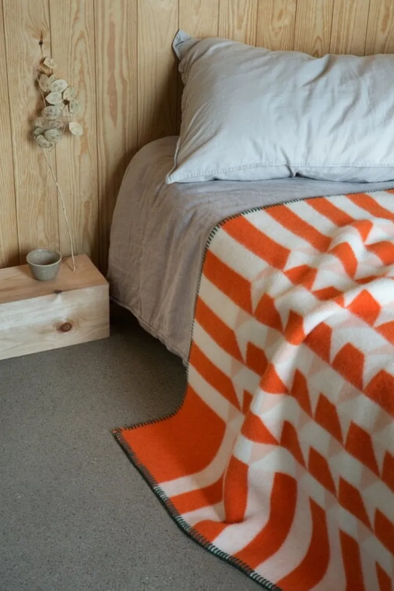 Røros Tweed Kvam throw, 135 x 200 cm, orange