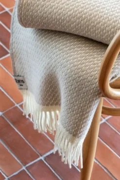 Røros Tweed Mello throw, 150 x 210 cm, warm grey