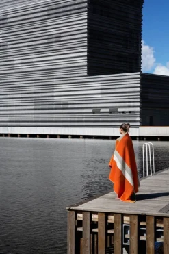 Røros Tweed Mikkel  throw, 135 x 200 cm, orange