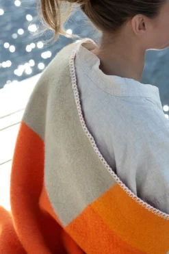 Røros Tweed Mikkel  throw, 135 x 200 cm, orange