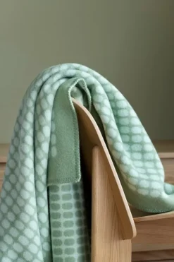 Røros Tweed Palette throw, 135 x 200 cm, sage
